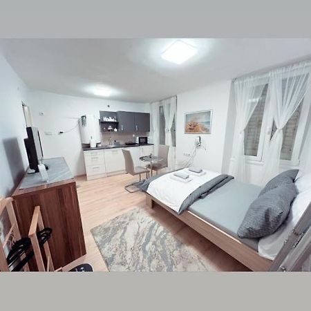 Apartments Isra Пиран Экстерьер фото
